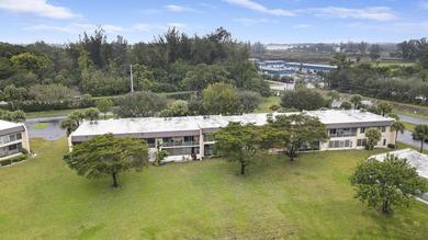Tranquility awaits you. Step inside this beautifully updated - photo 13