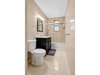 Large 2 bedroom home, offering rare square footage and - photo 6