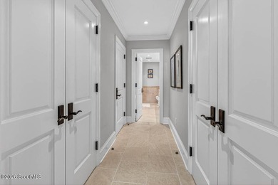 Experience Sea Island oceanfront living at its absolute finest - photo 18