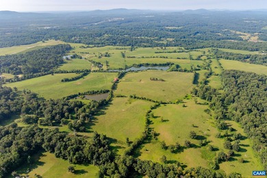 The most significant offering of Albemarle County acreage to - photo 25