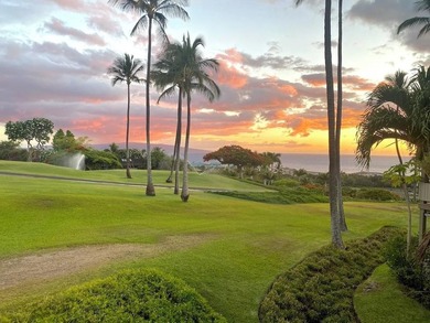 Ocean, Molokini, and Wailea Blue Golf Course views set the tone - photo 1