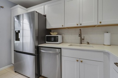 Tranquility awaits you. Step inside this beautifully updated - photo 32