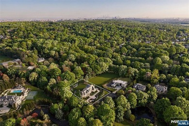 A newly completed interior renovation has transformed 10 Frick - photo 3