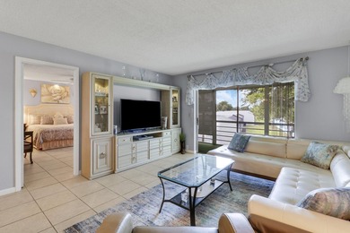 Tranquility awaits you. Step inside this beautifully updated - photo 39