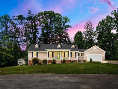 Laurel Lake Home For Sale in Corbin Kentucky