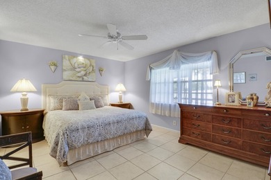 Tranquility awaits you. Step inside this beautifully updated - photo 44