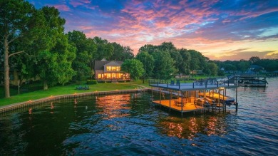 Lake Home For Sale in Trinidad, Texas