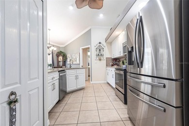 Huge price reduction! LAKEFRONT POOL HOME! Don't miss this - photo 11