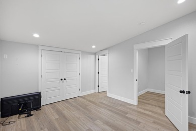This stunning 3,500-square-foot lake home, located less than 2 - photo 12