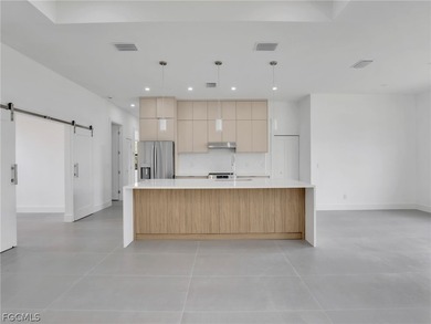 Brand-new 2026 construction offering 3 bedrooms plus a versatile - photo 14