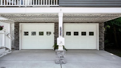 Located just a short walk to Cape May's beautiful beaches and - photo 4