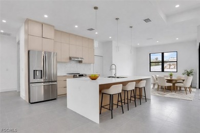 Brand-new 2026 construction offering 3 bedrooms plus a versatile - photo 15
