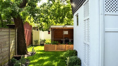 Located just a short walk to Cape May's beautiful beaches and - photo 9