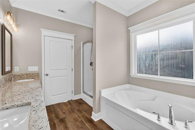 This MOVE IN READY, beautiful new construction home, located in - photo 20