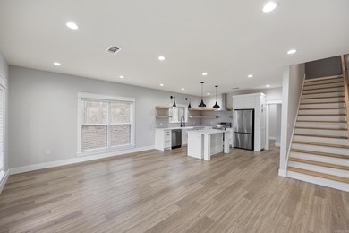 This stunning 3,500-square-foot lake home, located less than 2 - photo 26