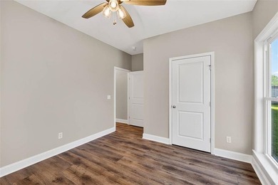 This MOVE IN READY, beautiful new construction home, located in - photo 29