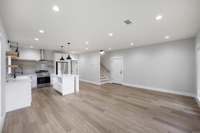 This stunning 3,500-square-foot lake home, located less than 2 - photo 30