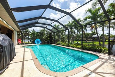 Huge price reduction! LAKEFRONT POOL HOME! Don't miss this - photo 31