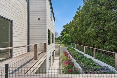 Tucked behind a curtain of privacy hedges and located south of - photo 37