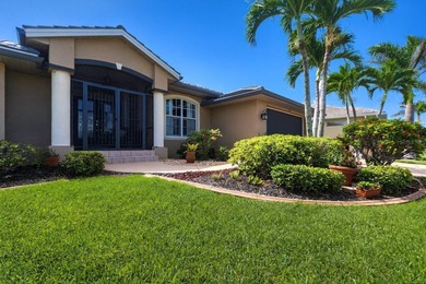 Huge price reduction! LAKEFRONT POOL HOME! Don't miss this - photo 41