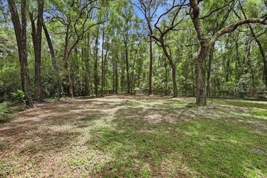 One or more photo(s) has been virtually staged. Haile Plantation - photo 44