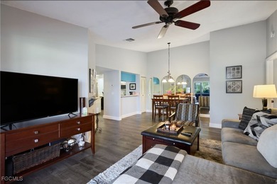 Location! Location! Location! This TURNKEY beautiful 2 bedroom 2 - photo 6