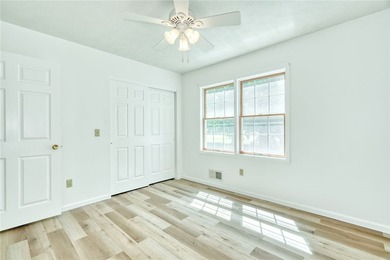 Welcome to 6578 Lakeside Road in Ontario! This 1,752 SF ranch - photo 21