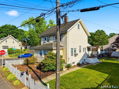 Vintage Charm Meets Modern Living! This sunny Glenbrook Colonial - photo 21