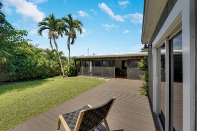 Tucked behind a privacy-fenced perimeter on a deep Lake Ridge - photo 23