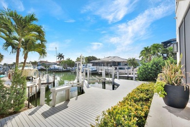 Sitting on a quiet corner within the Marco Beach enclave with - photo 24