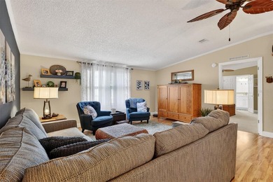 Under contract-accepting backup offers. Here is your opportunity - photo 8