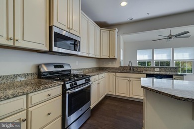 $10,000 Closing Credit w/ acceptable offer. Why wait for new - photo 8