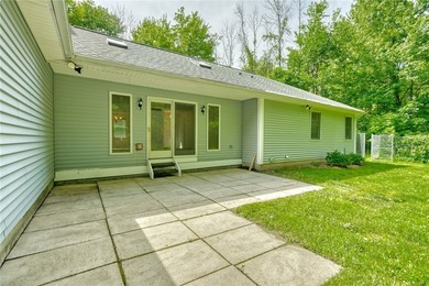 Welcome to 6578 Lakeside Road in Ontario! This 1,752 SF ranch - photo 31