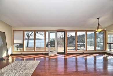 A stunning lake view welcome's you the moment you step inside - photo 3