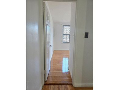 Welcome to this stunning 2 Bed room Co-Op in the Heart of the - photo 7