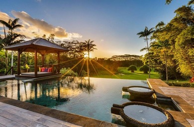 Tucked away in absolute seclusion, this expansive estate spans 3 - photo 2