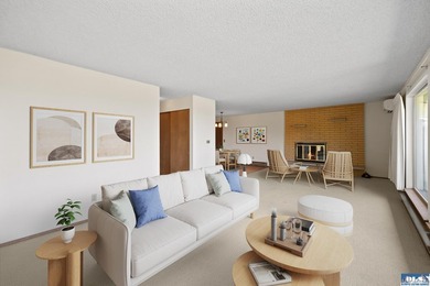 Enjoy easy living in this beautifully situated end-unit condo in - photo 16