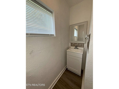 Beautifully remodeled ranch home located in the heart of - photo 24