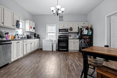 -- Offering 2% lender credits when using preferred lender -- - photo 27