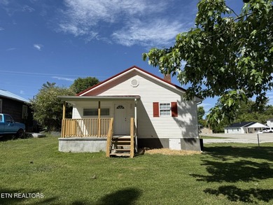 Beautifully remodeled ranch home located in the heart of - photo 33