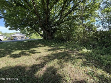 Beautifully remodeled ranch home located in the heart of - photo 41