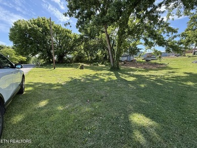 Beautifully remodeled ranch home located in the heart of - photo 44