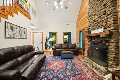 A peaceful retreat surrounded by nature - perfect for living - photo 6