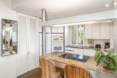 Experience the beauty of Wailea resort living from this - photo 4