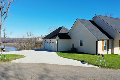 New Construction in Emerald Pointe | Overlooking Picturesque - photo 3