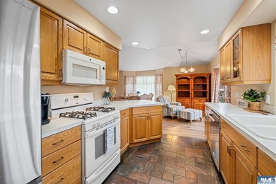 Beautiful home on a desirable corner lot in Sequim's - photo 13