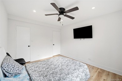 Beautiful 2 Bedroom Unit located on the 1st Floor of Cambridge - photo 14