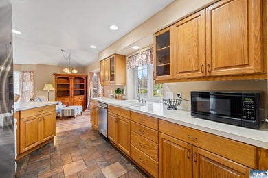 Beautiful home on a desirable corner lot in Sequim's - photo 14