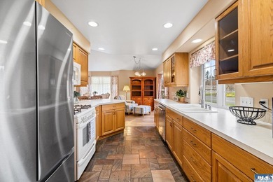 Beautiful home on a desirable corner lot in Sequim's - photo 15