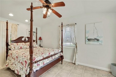 TWO FOR ONE! Set on a full acre in the heart of Old Homosassa - photo 16